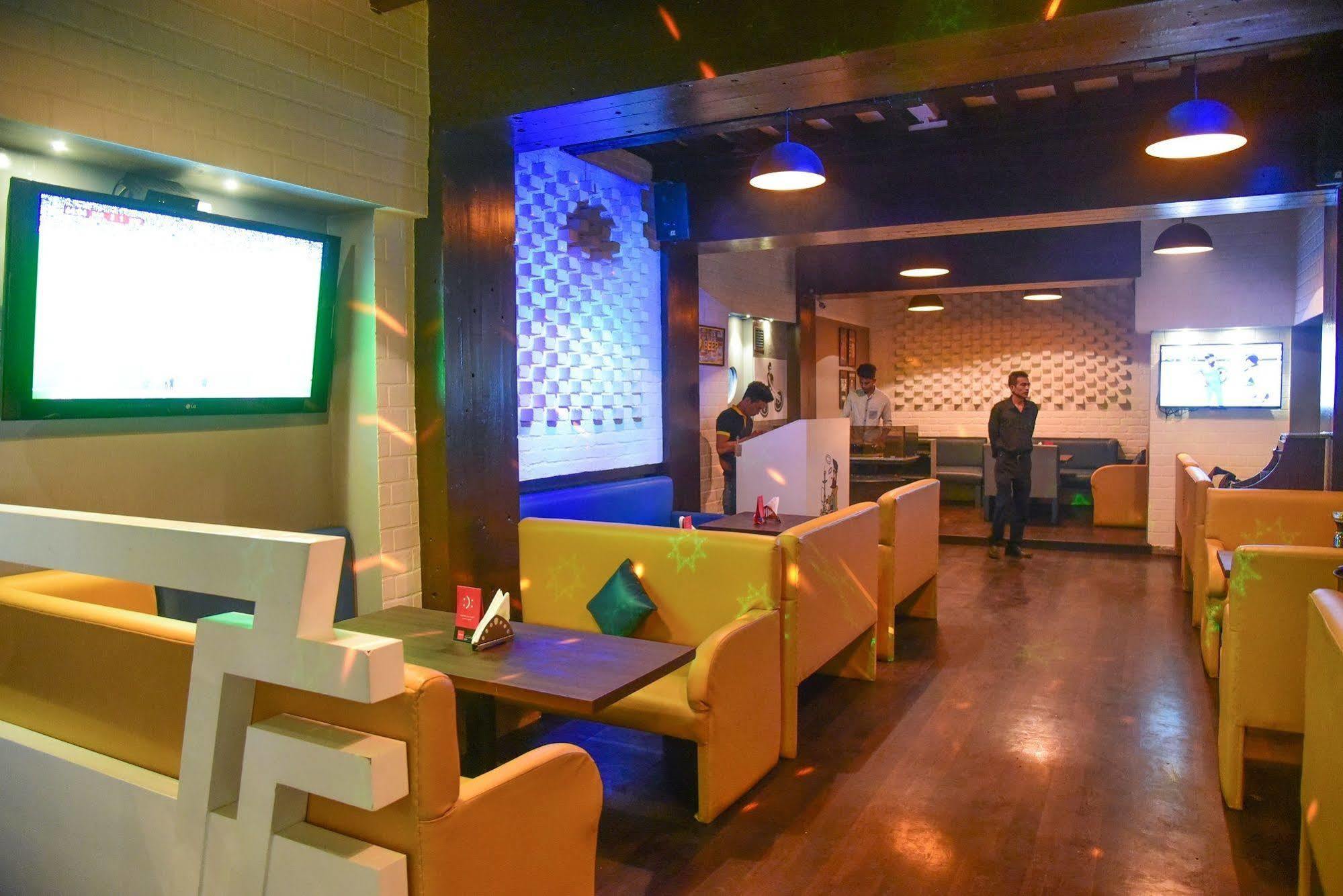 Hotel Evergreen Bombay Exterior foto