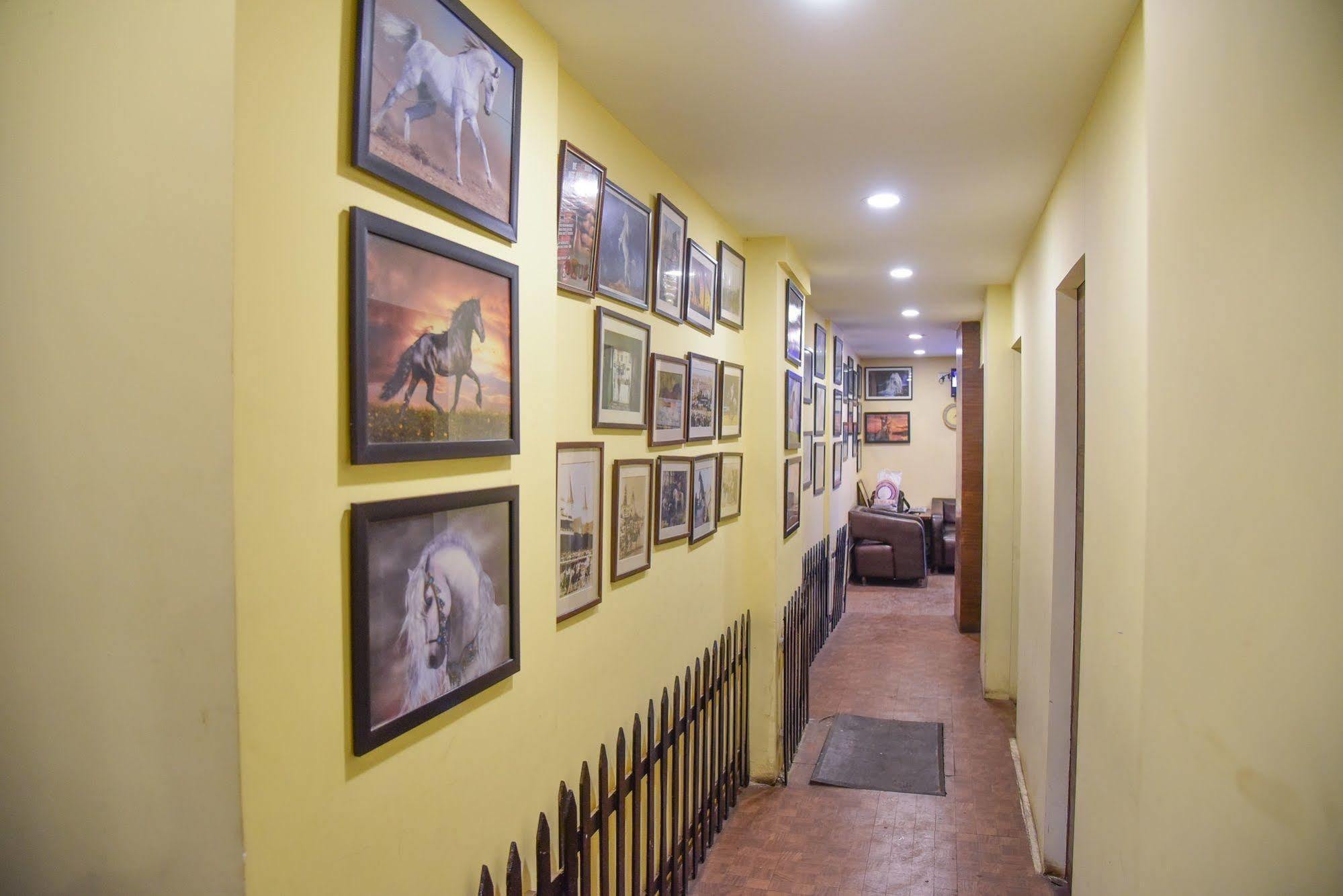 Hotel Evergreen Bombay Exterior foto